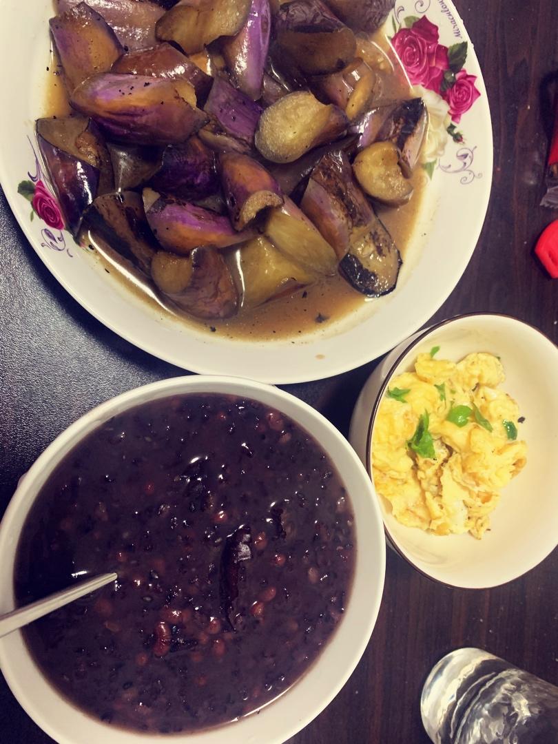 补肾护发养生汤粥-磨功夫五黑水