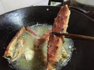 咖喱鲜活阿拉斯加帝王蟹（皇帝蟹/长脚蟹）的做法 步骤3