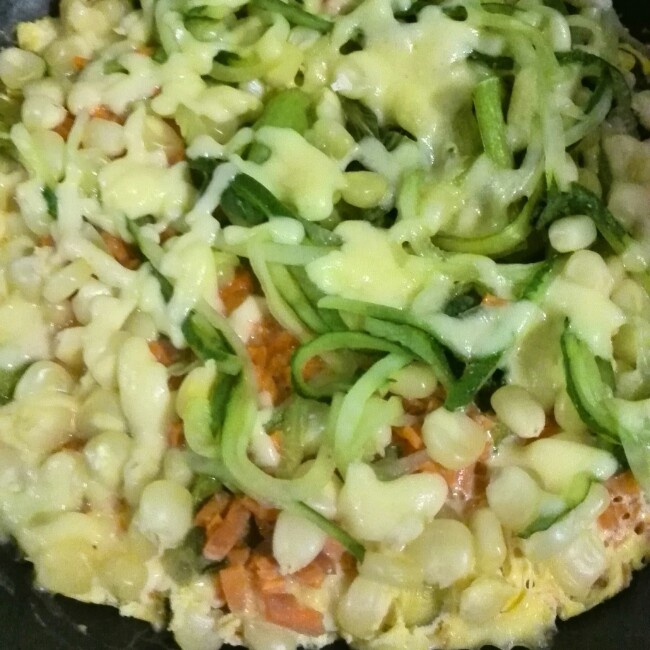 菠菜奶酪烘蛋 (无油快手早餐! )