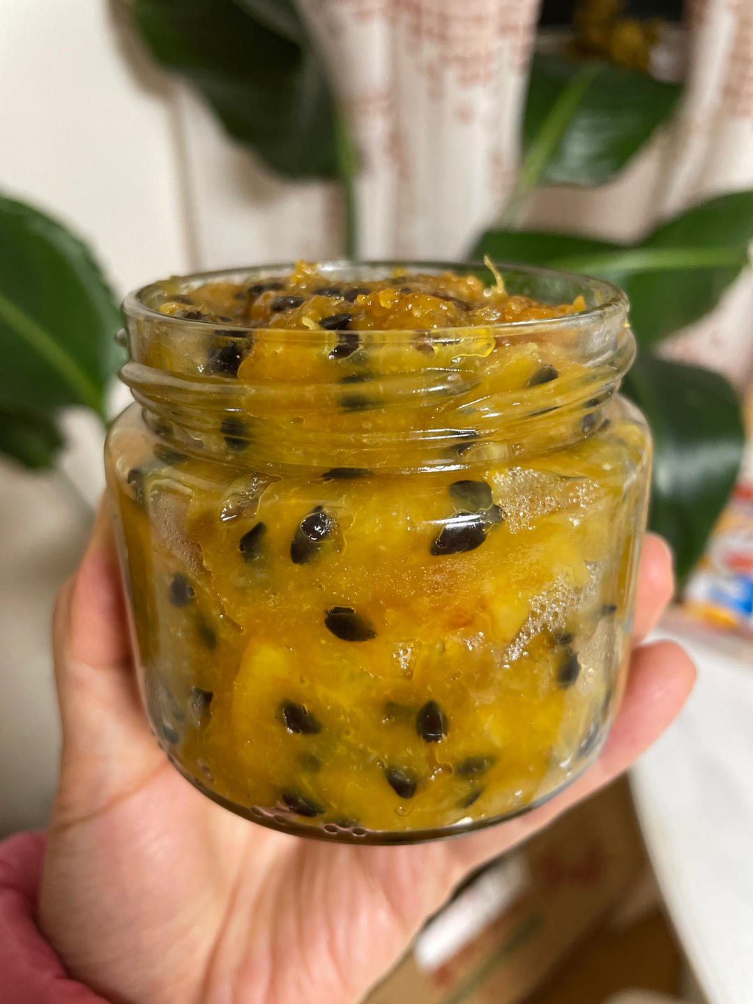 百香果酱，对咽喉炎，孕妇呕吐，小孩咳嗽，喉咙痛有很好的效果