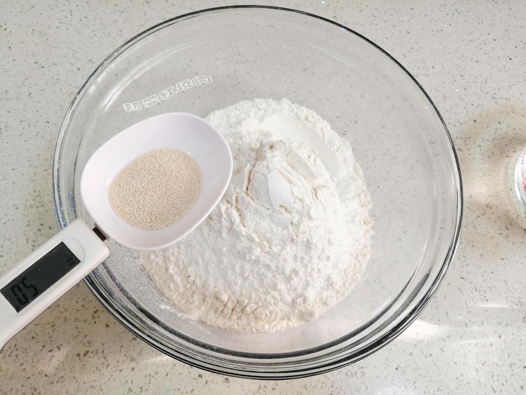 纯奶手撕吐司的做法 步骤1