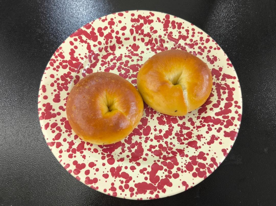 培根芝士碱水贝果