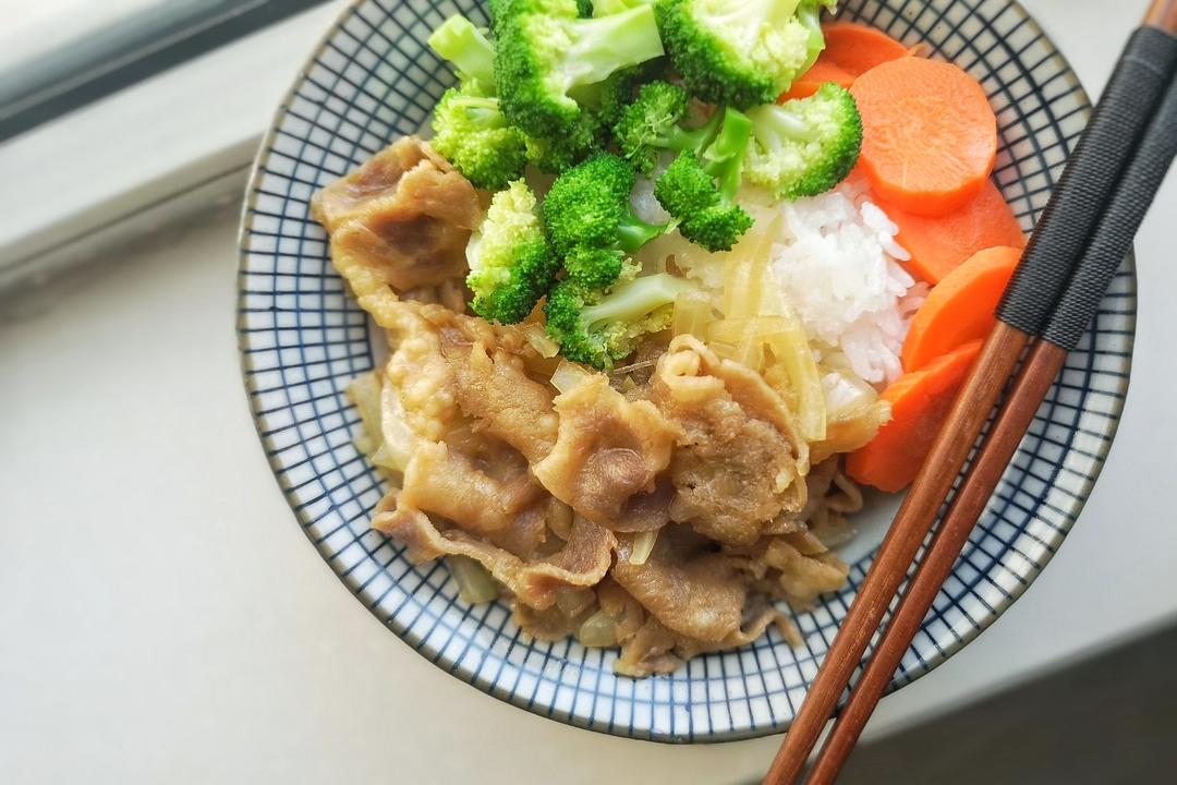 肥牛饭