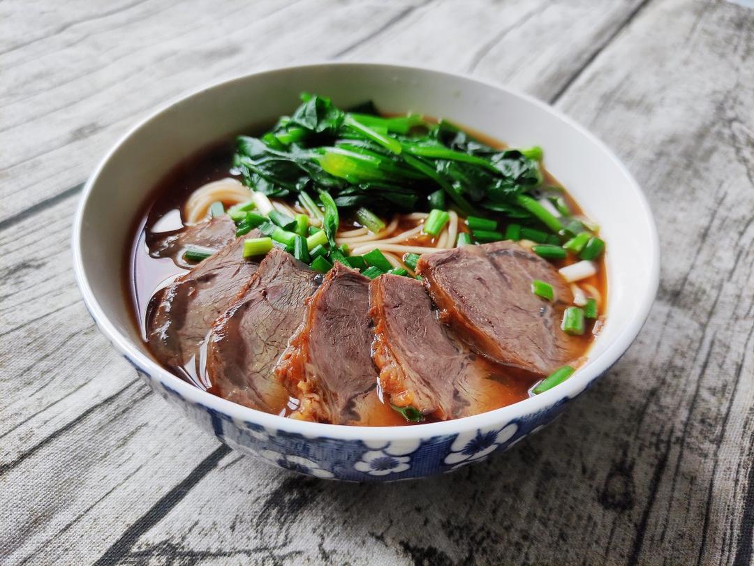 家庭版的牛肉面！