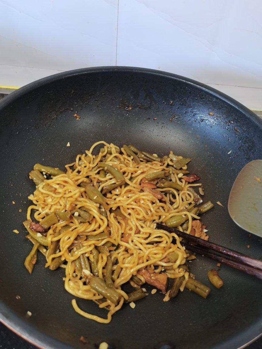 豆角焖面