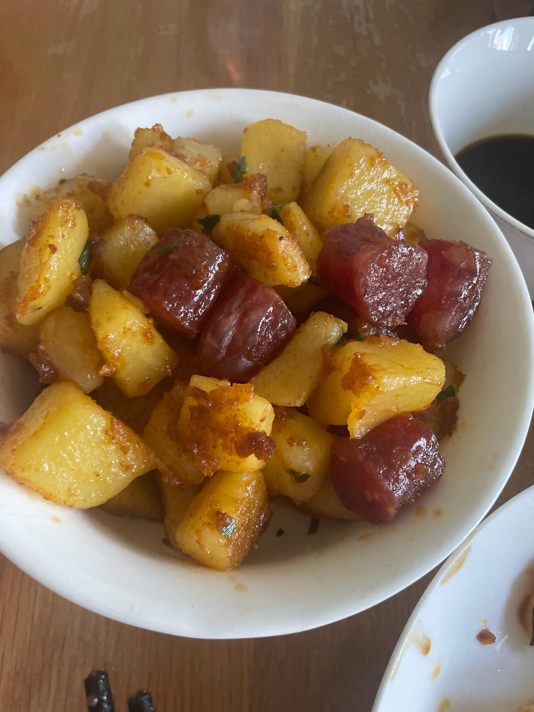 烧烤风味的土豆小香肠