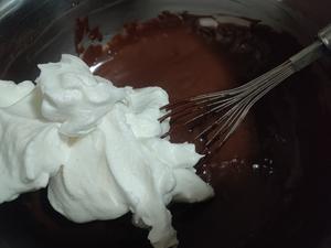 巧克力金枕蛋糕㊙️无泡打粉一次成功零失败的做法 步骤7