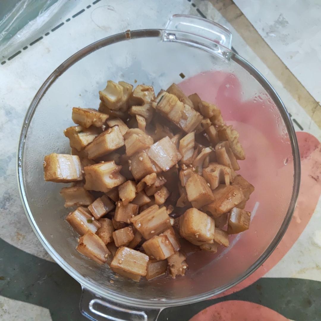 酸辣藕丁