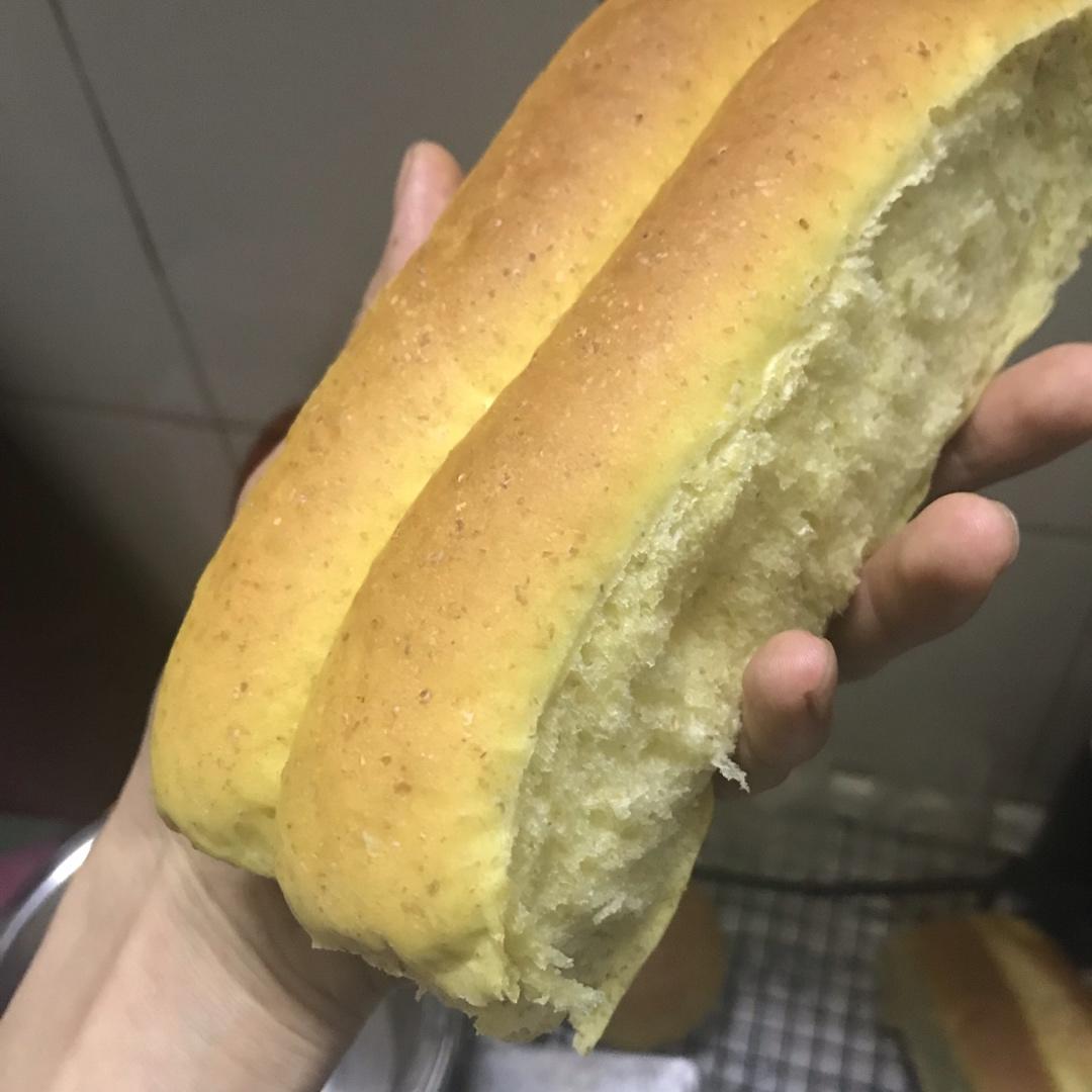 小米蛋黄吐司