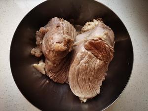 小白都能学会的卤牛肉的做法 步骤2