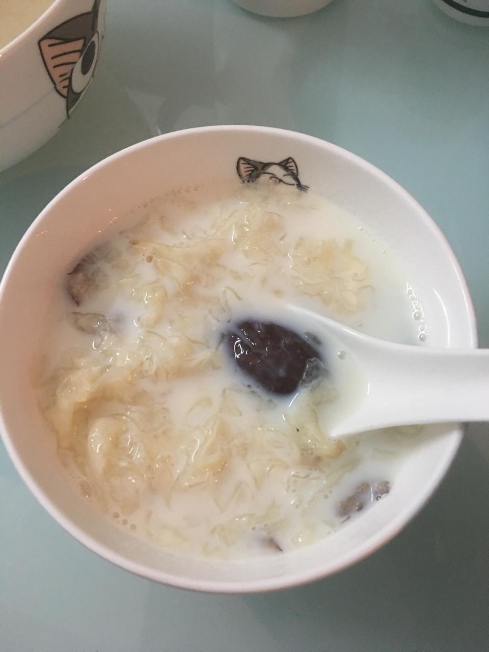 红枣银耳牛奶糖水的全部作品