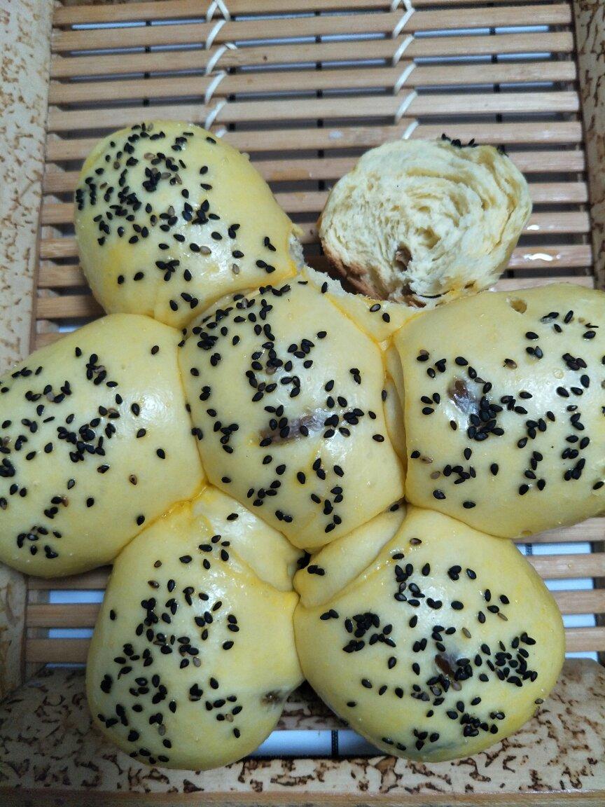 电饭锅版葡萄干小面包