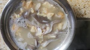 超级好喝的平菇鸡蛋汤的做法 步骤9