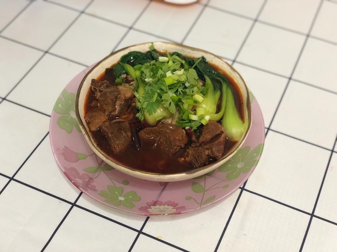 红烧牛肉面