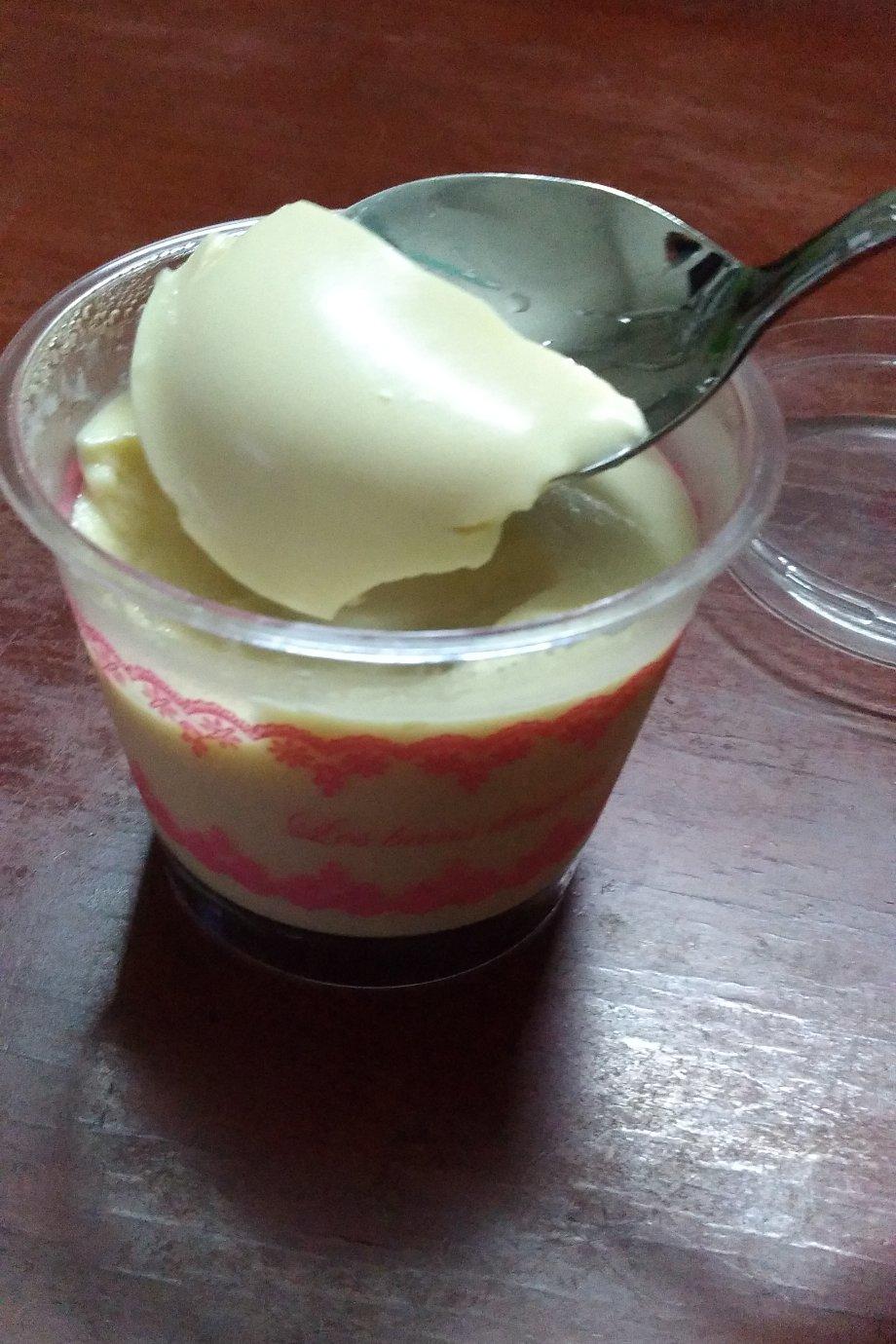 淡奶油"老嫩冻"布丁--消耗淡奶油（不需要烤箱哦=皿=）
