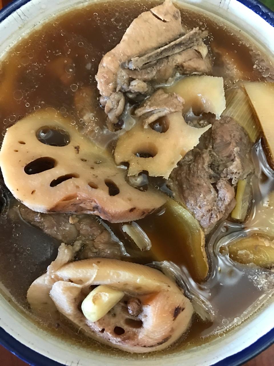炖排骨（莲藕玉米等）