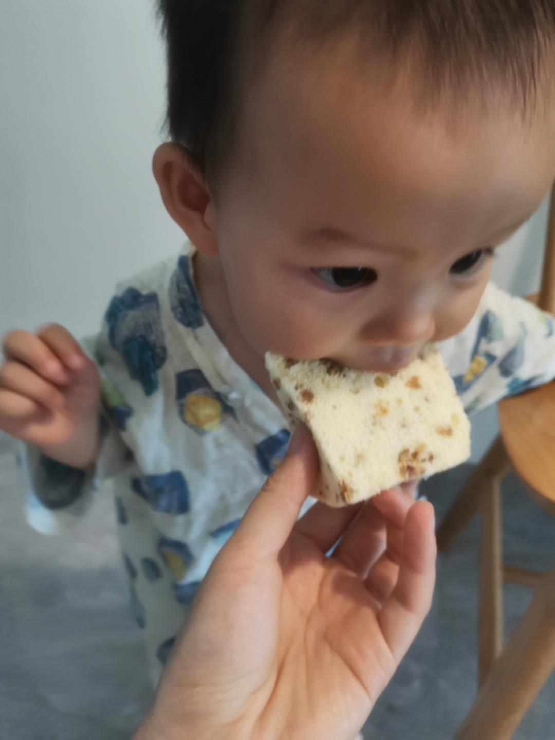 好吃不上火的宝宝辅食~蒸蛋糕