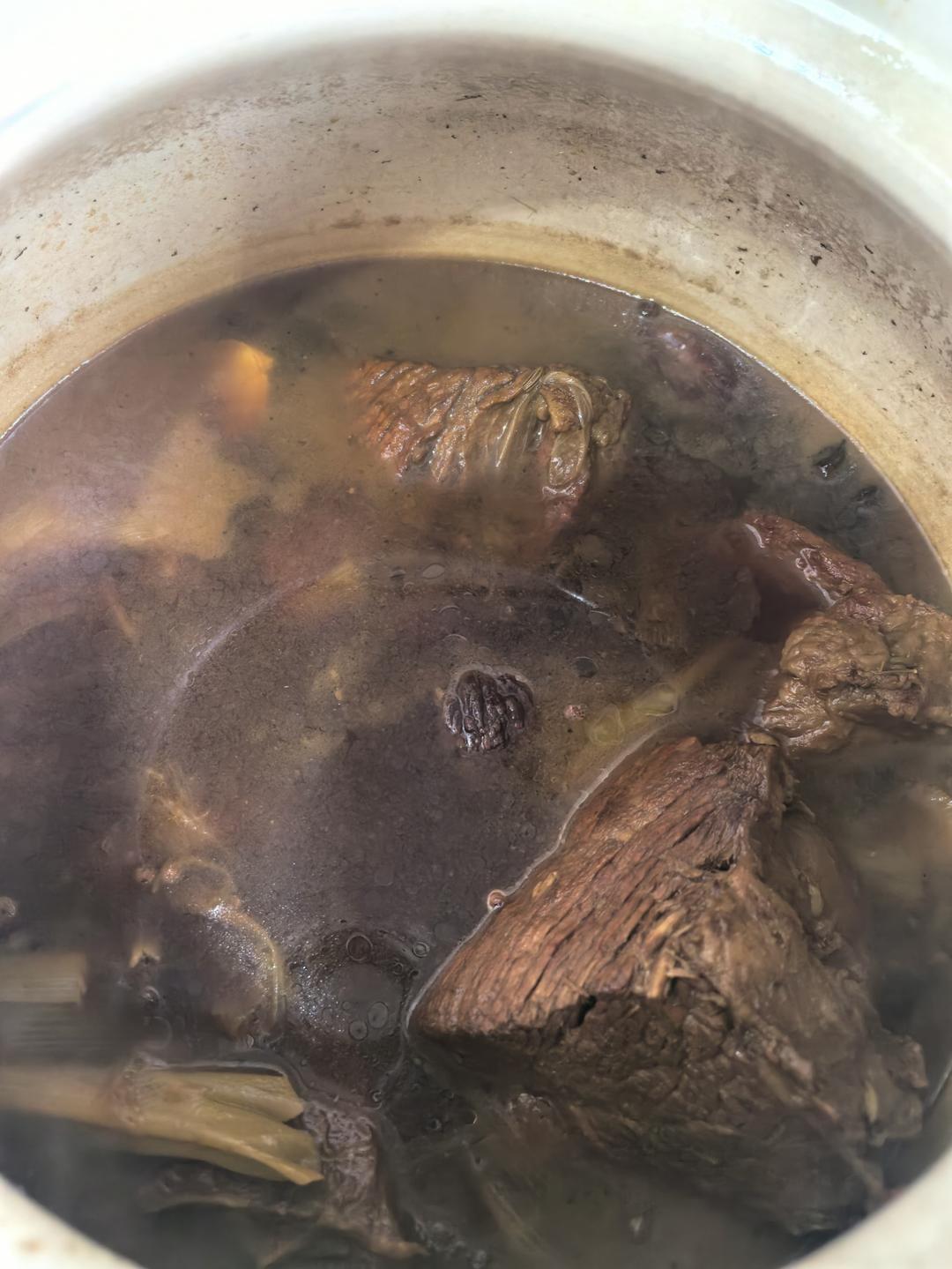 卤牛肉