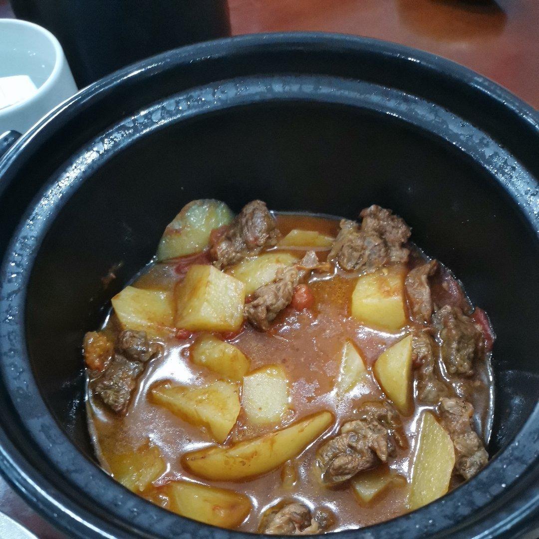 番茄炖牛腩（浓香型）