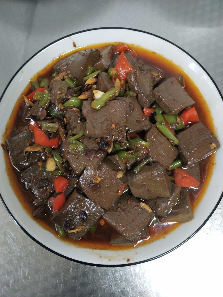 冒鸭血，让一碗白饭幸福飞起！