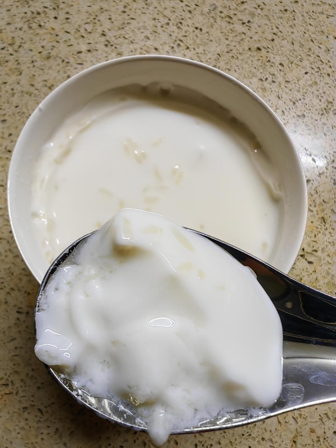 超简单的酒酿冰酥酪—不开火不返工