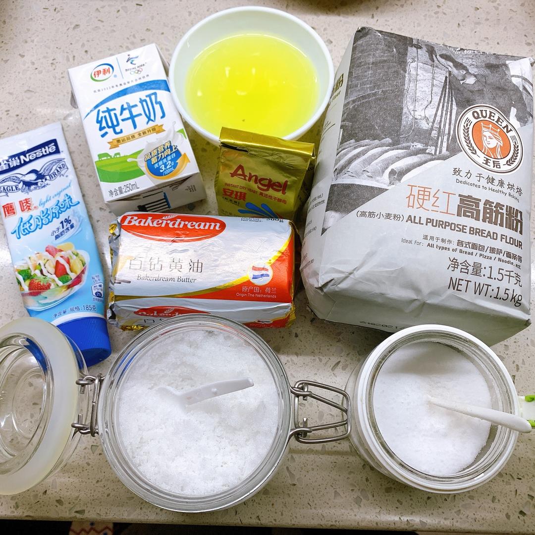 纯奶手撕吐司的做法 步骤1