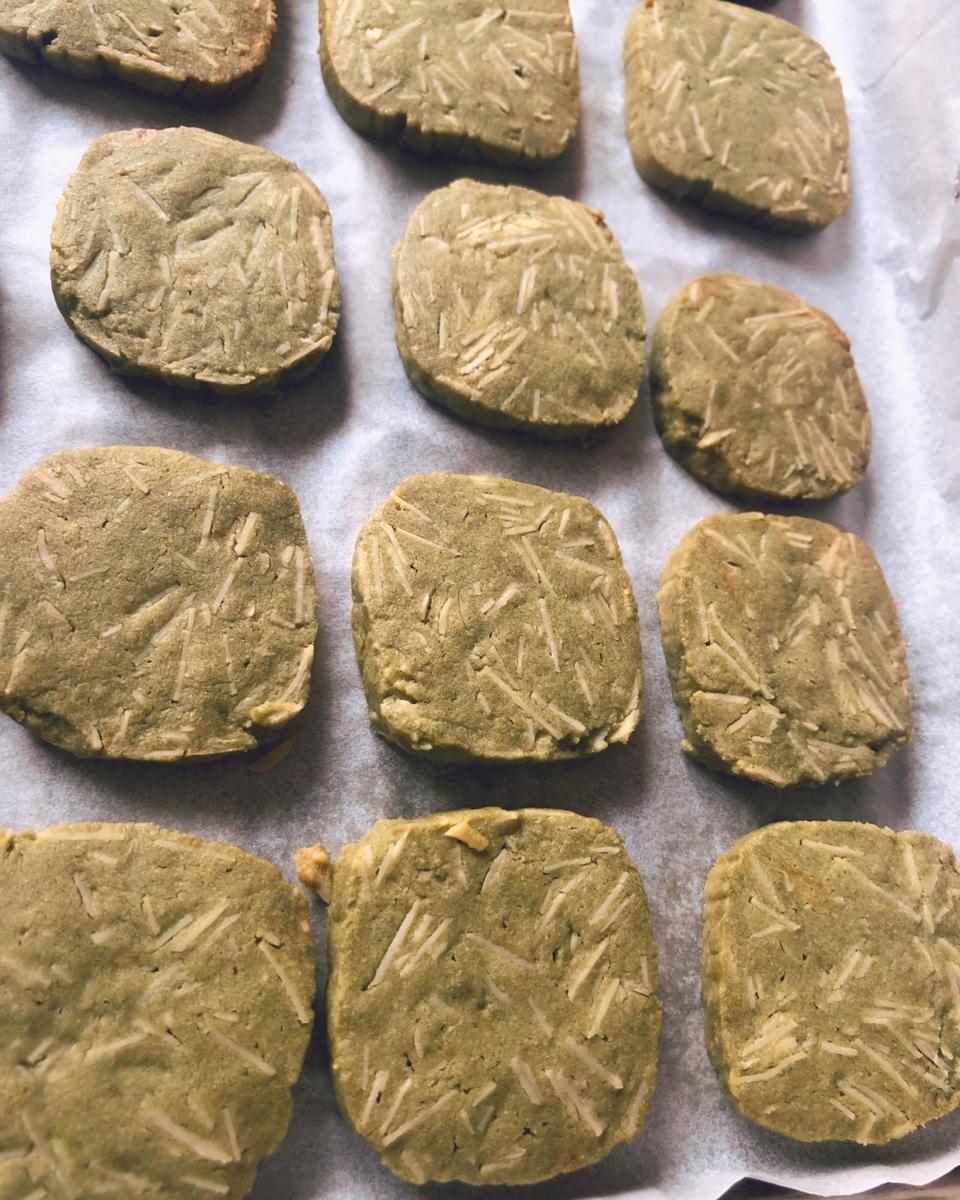 抹茶杏仁曲奇饼干