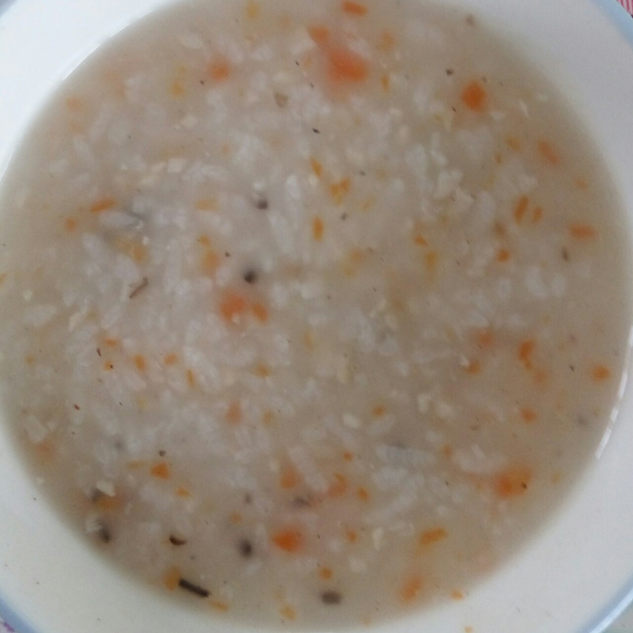 香菇鸡肉粥(宝宝营养早餐)