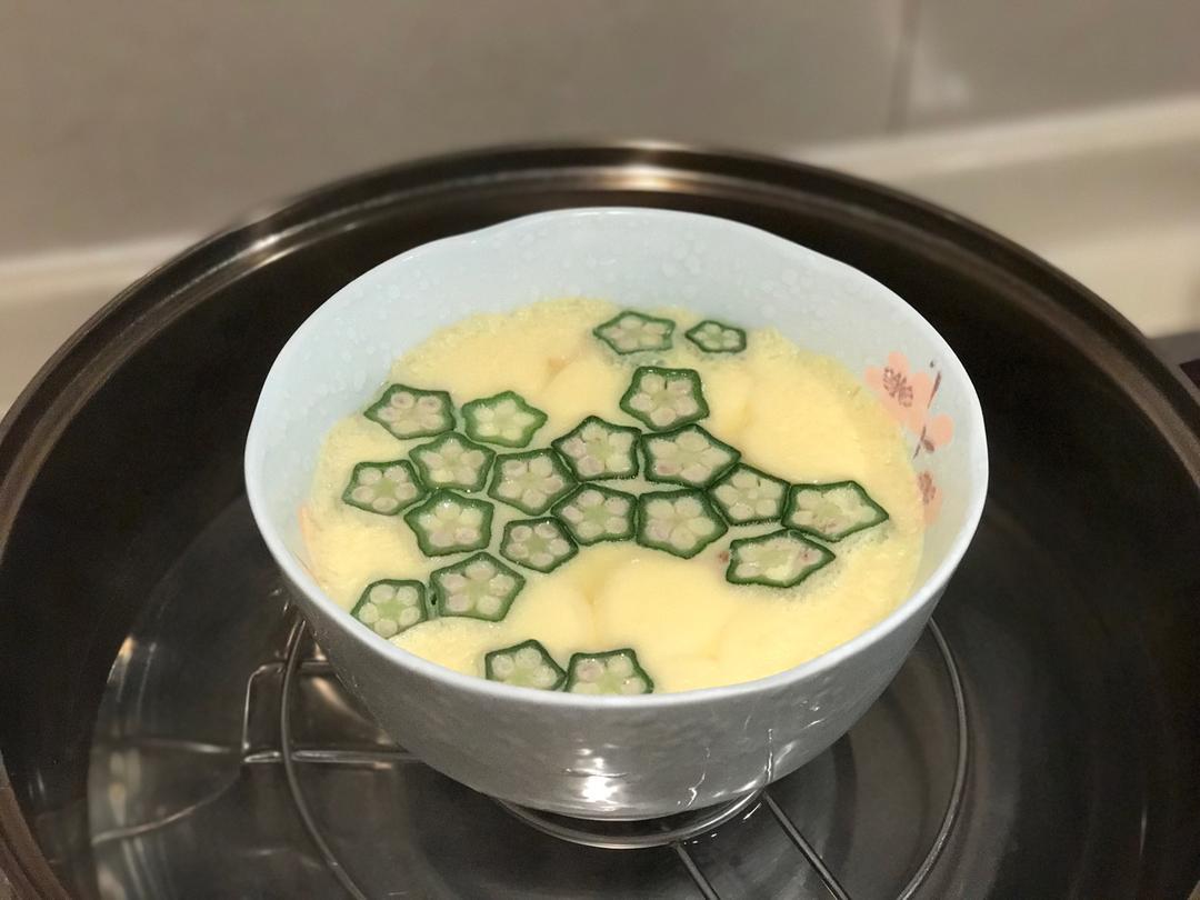颜值控-做一朵开在碗里的花秋葵蒸水蛋