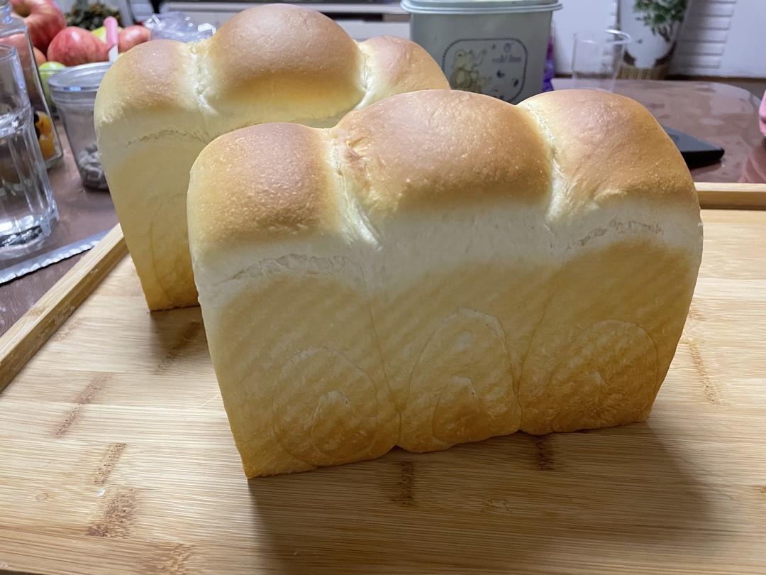 基本鲜奶吐司