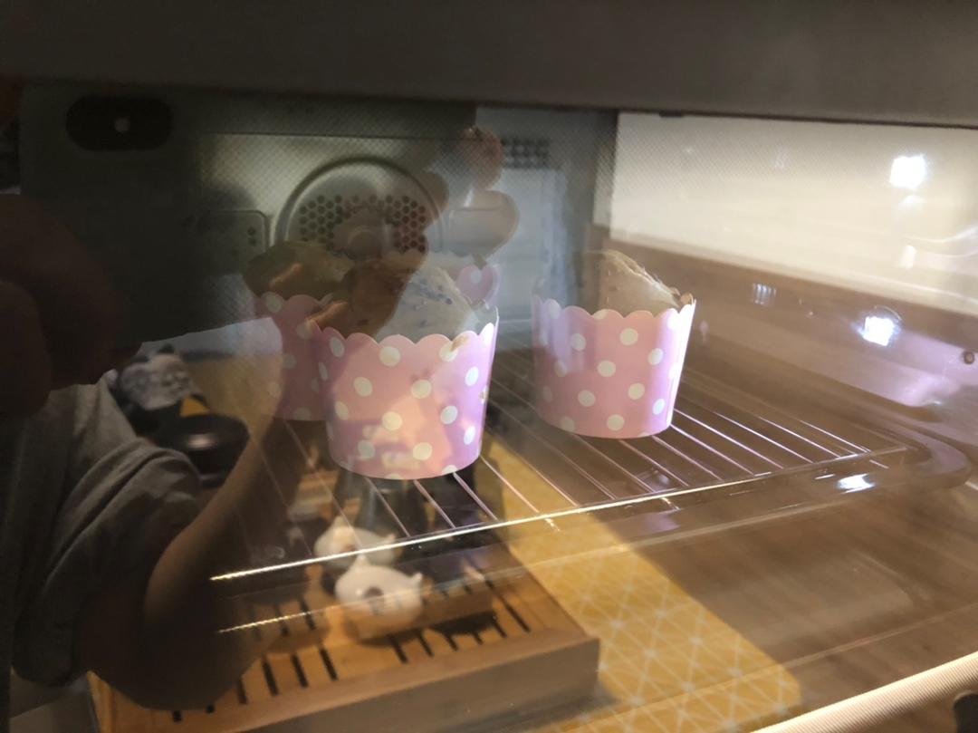 无油无糖香蕉红枣全麦马芬