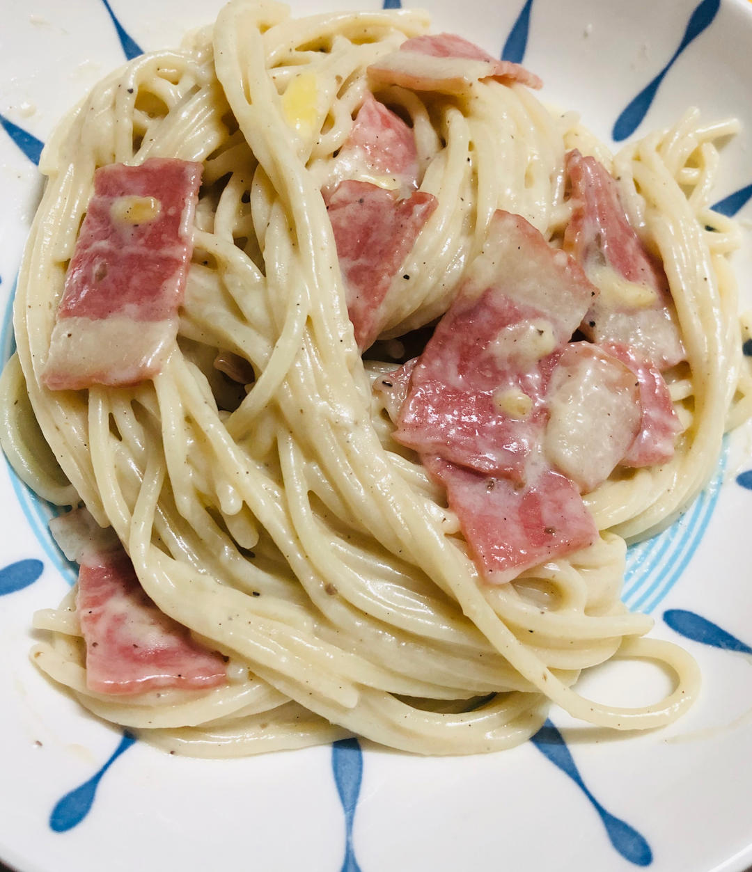 用牛奶也可以做奶油培根意面