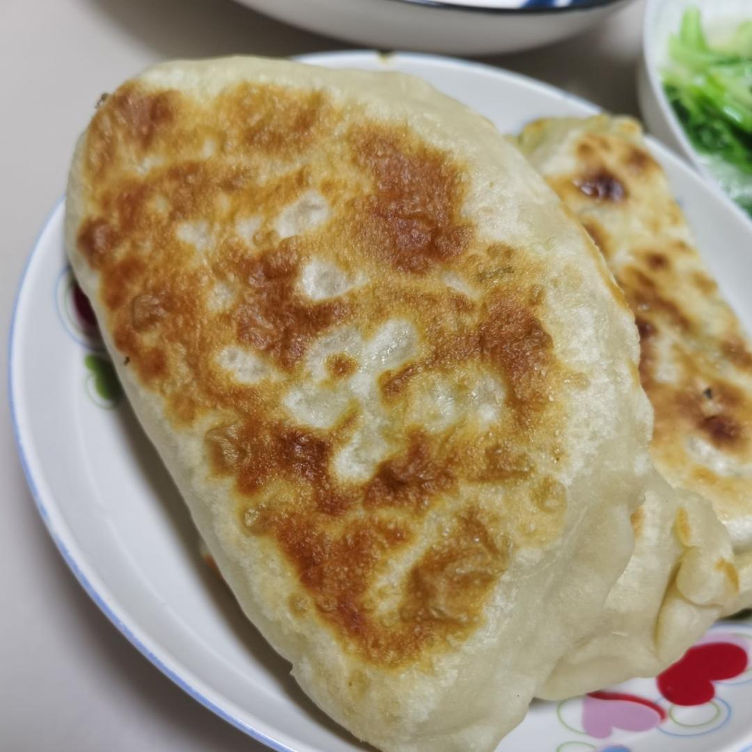 ㊙️烫面韭菜盒子 凉了也不硬 附包成完美半圆的细节视频