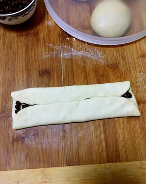 红豆面包卷的做法 步骤7