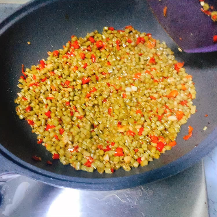 超简单的酸豆角做法