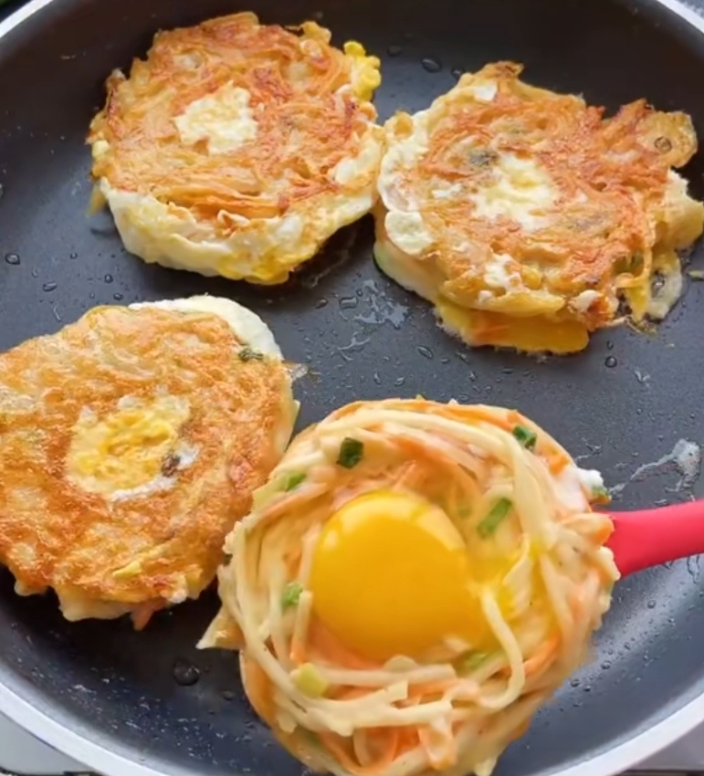 大爱土豆萝卜低脂营养新吃法-鸟巢鸡蛋饼的做法