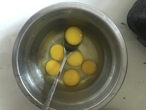 一看就会的，10分钟完成香菇蒸鹌鹑蛋的做法 步骤6