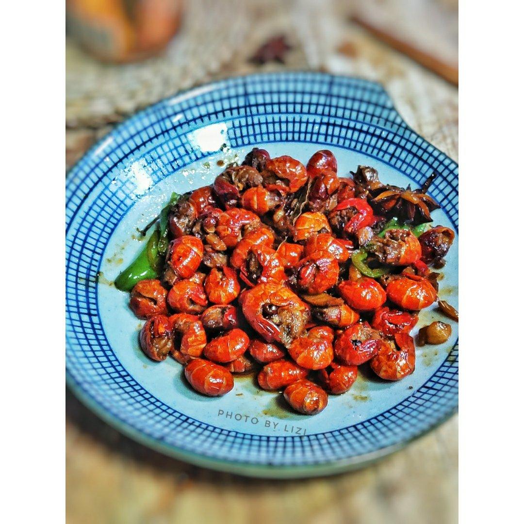 "虾"季来袭🔥请你吃啤酒香辣小龙虾虾尾