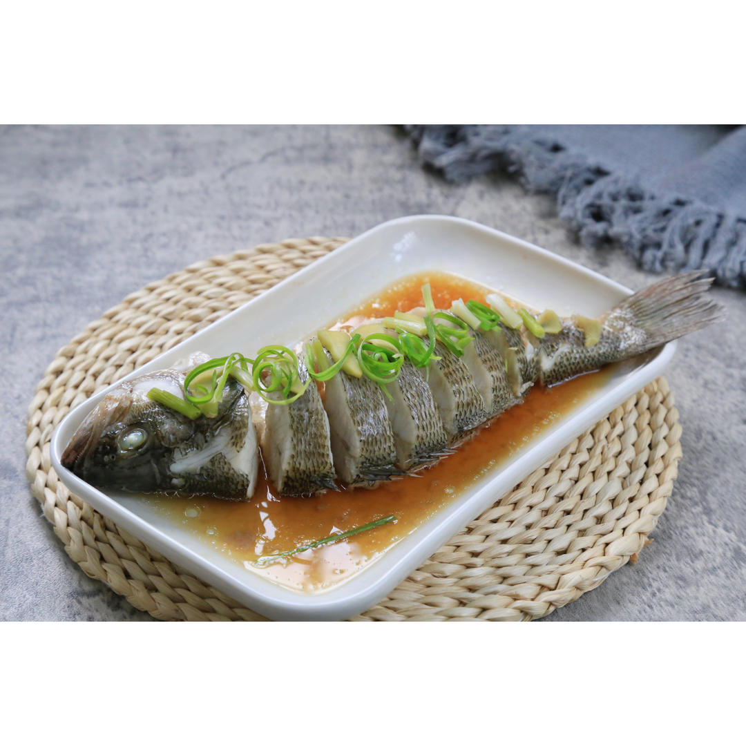 简单快手｜清蒸多宝鱼｜肉质鲜美
