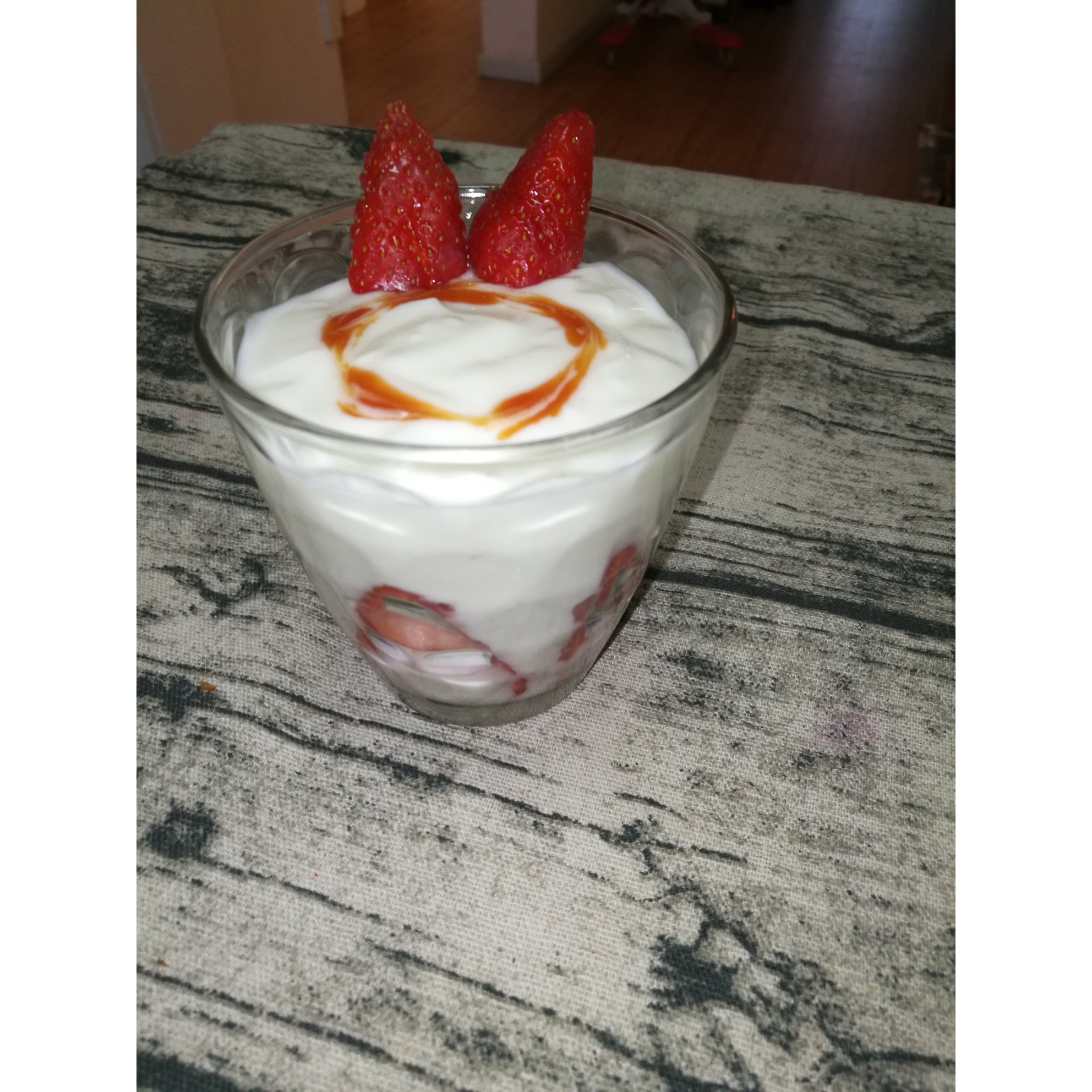 草莓酸奶饮
