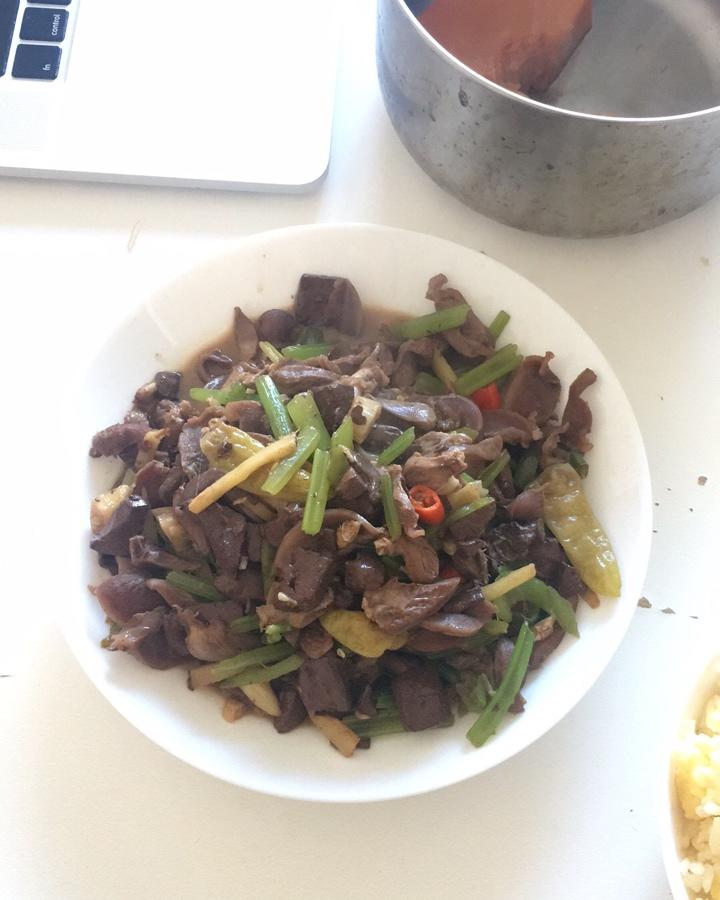 超好吃的泡椒鸡杂！脆而不硬的秘诀就在这里！