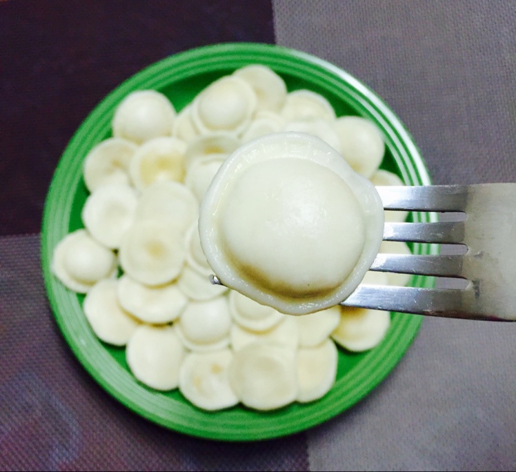 Italian早餐儿之蒜香番茄意大利水饺Ravioli