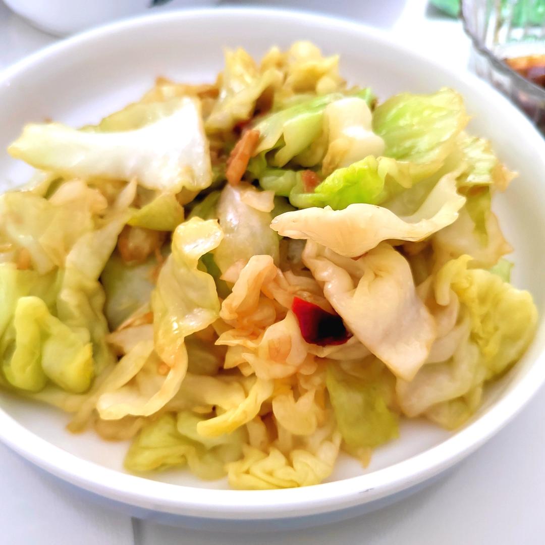 手撕包菜（炝炒莲白）