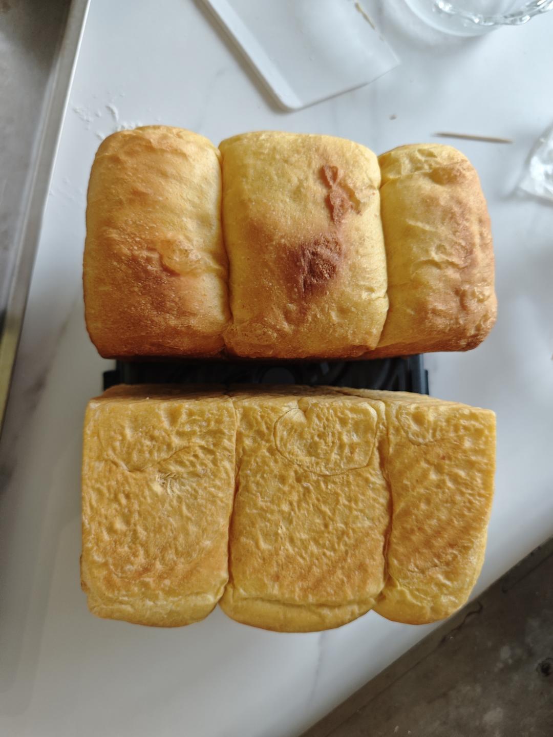 软到弯腰的蜂蜜胡萝卜吐司