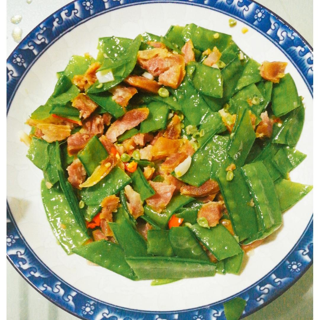 腊肠炒荷兰豆