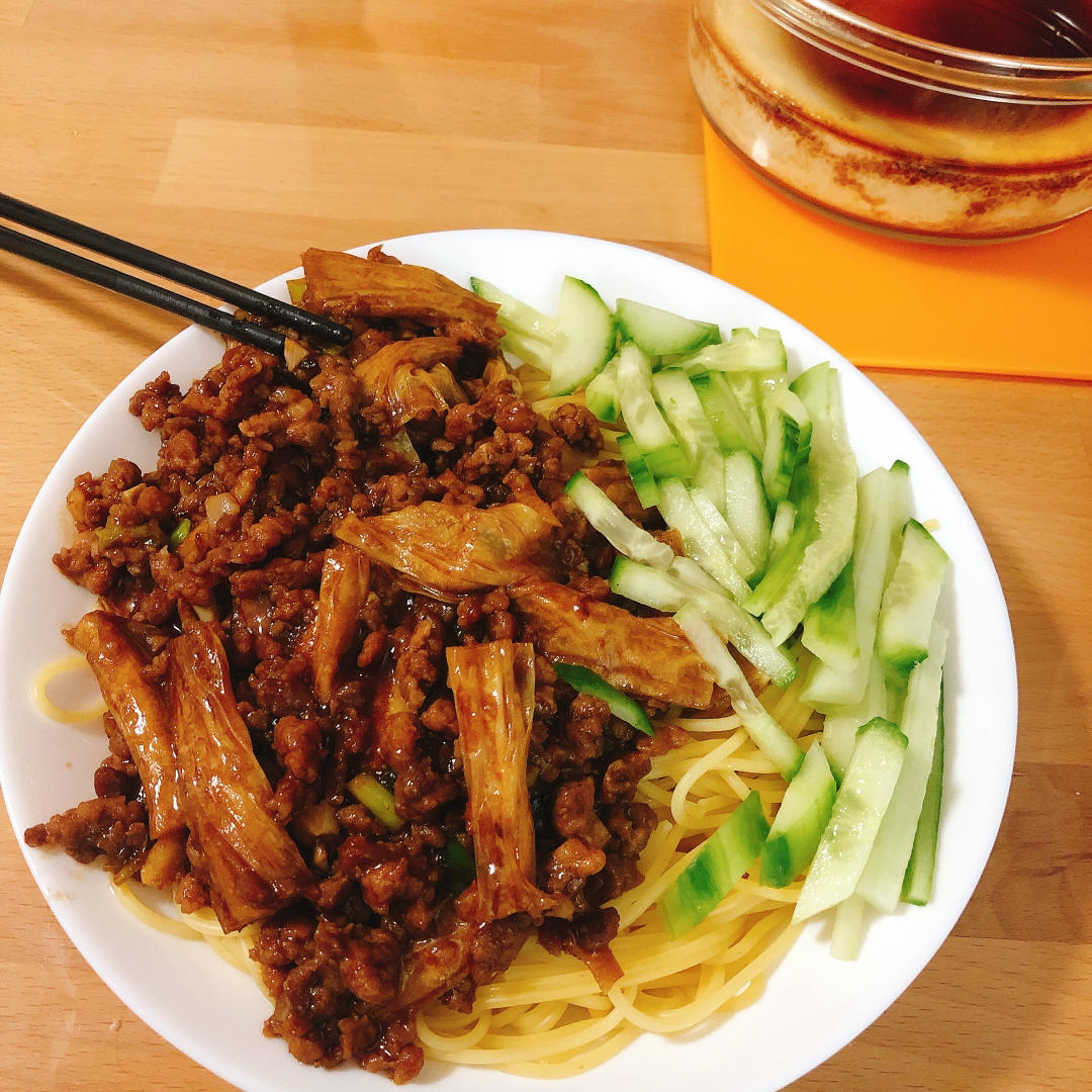 炸酱面