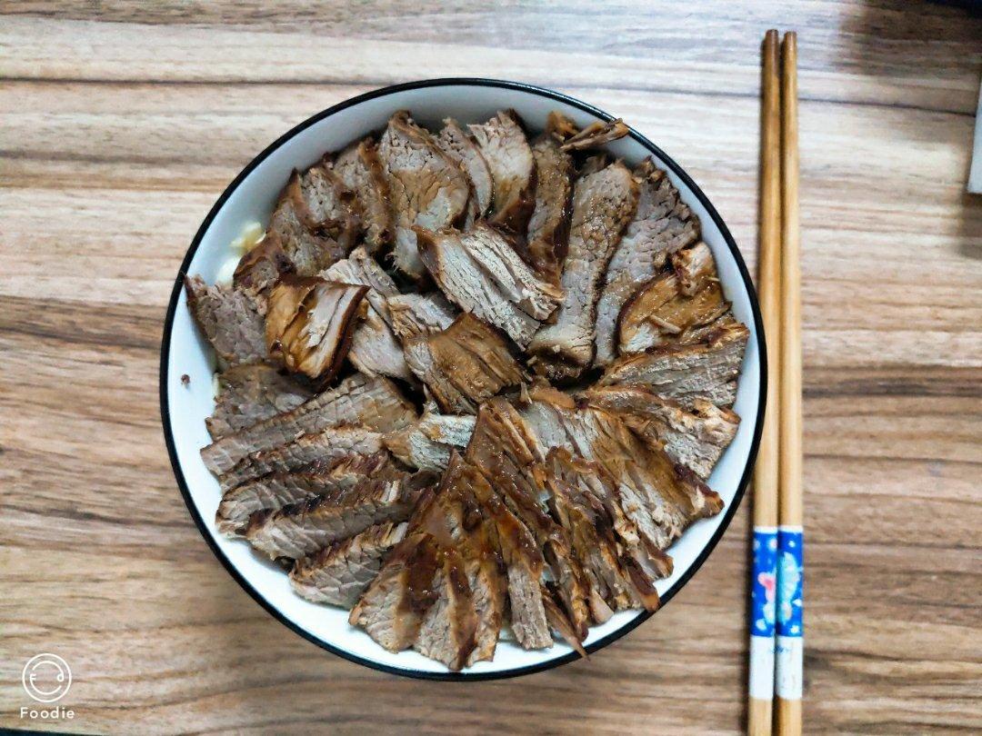 卤牛肉