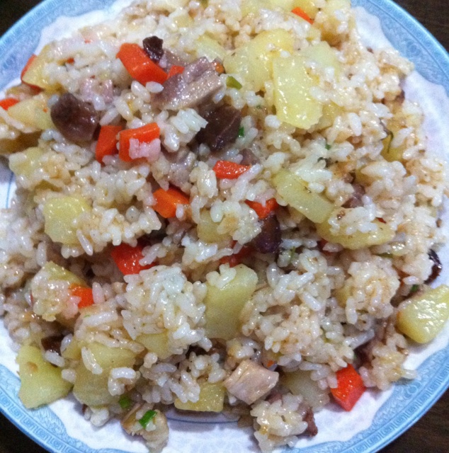 秘制土豆焖饭