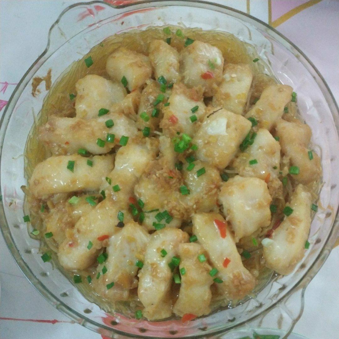 15分钟搞定【蒜蓉粉丝蒸龙利鱼】，入夏前多吃它准能瘦！