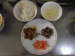 土豆香菇鸡肉焖饭的做法 步骤1